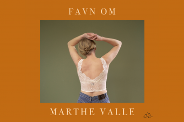 Marthe Valle slipper 'Favn Om'